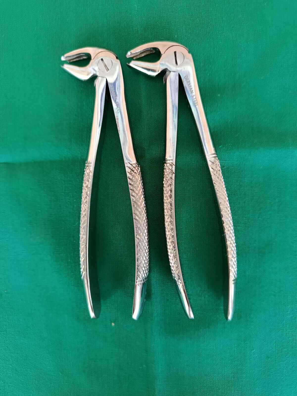 Lower Molar Forceps